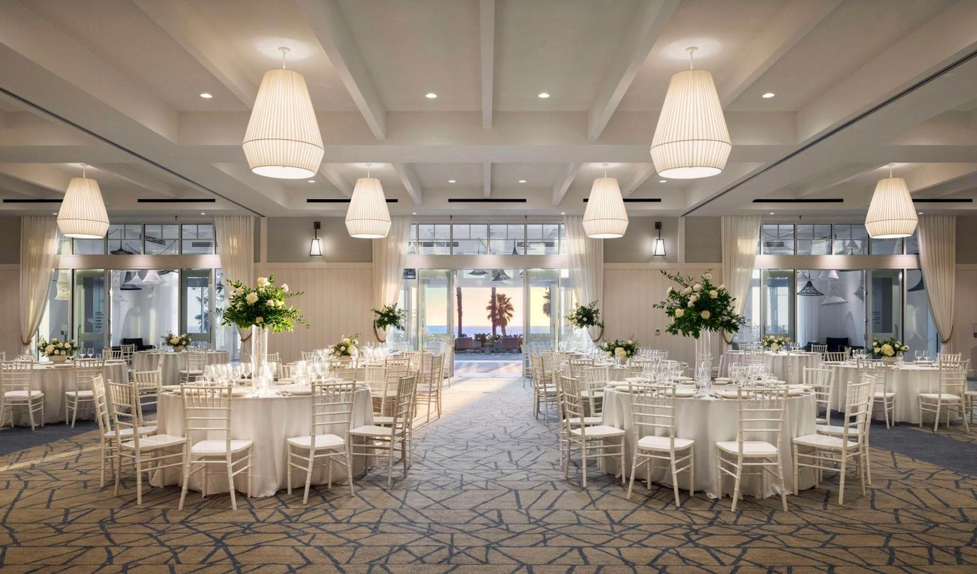 The Seabird Ocean Resort & Spa, Part Of Destination Hotel By Hyatt โอเชียนไซด์ ภายนอก รูปภาพ